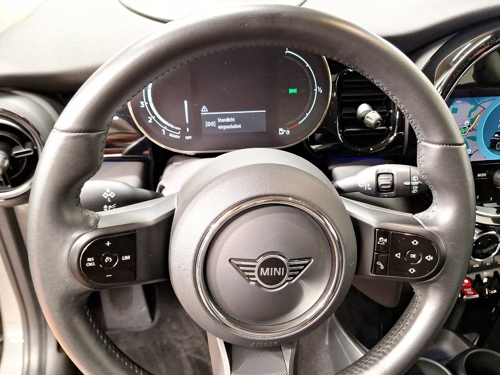MINI Cooper - Samsaru's Car Outlet