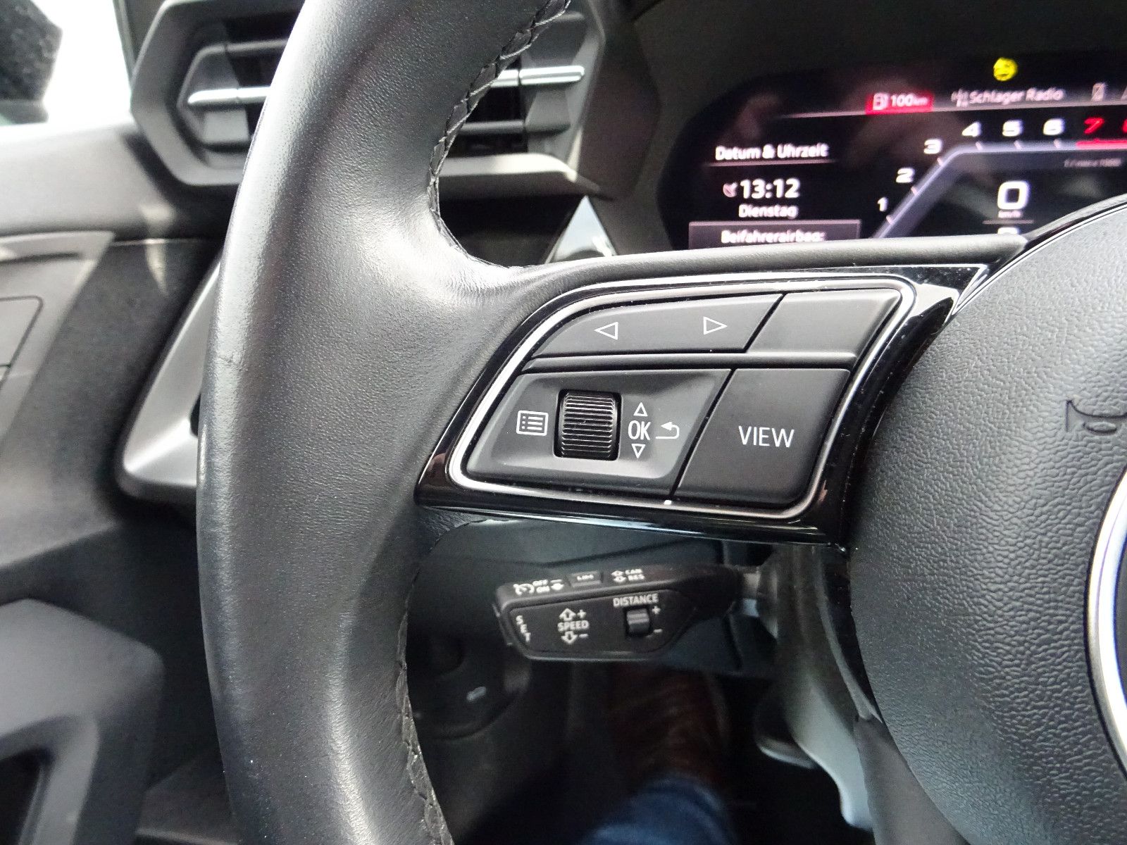 Audi A3 Sportb 30TFSI S line Navi LED SHZ Virtuell