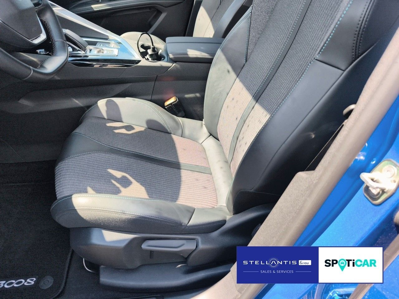 Peugeot 3008 Allure Hybrid 225 SHZ RFK Navi Mirror