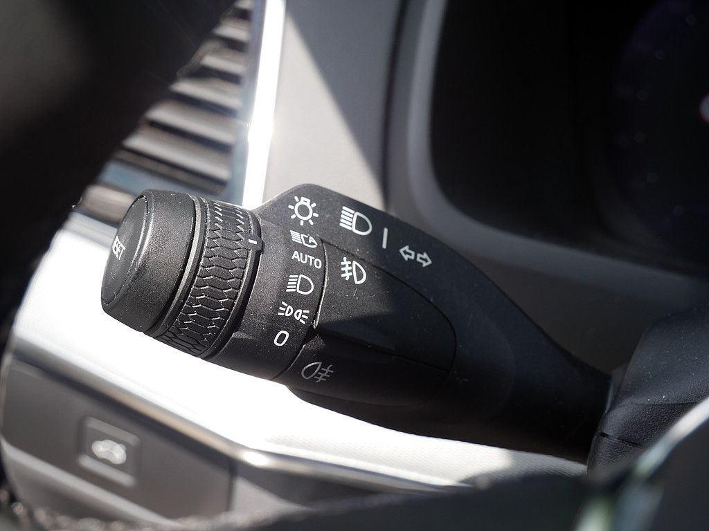 Volvo XC90 B5 AWD Plus Bright LUFTFEDERUNG 360° PANO
