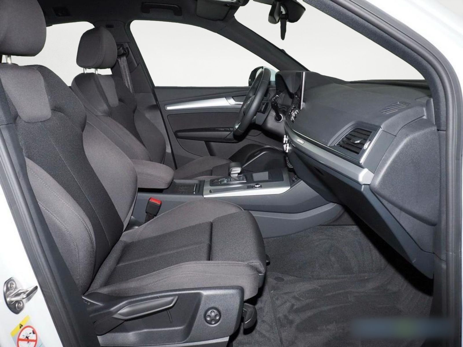 Audi Q5 Sportback S line 40 TDI quattro S tronic - Samsaru's Car Outlet