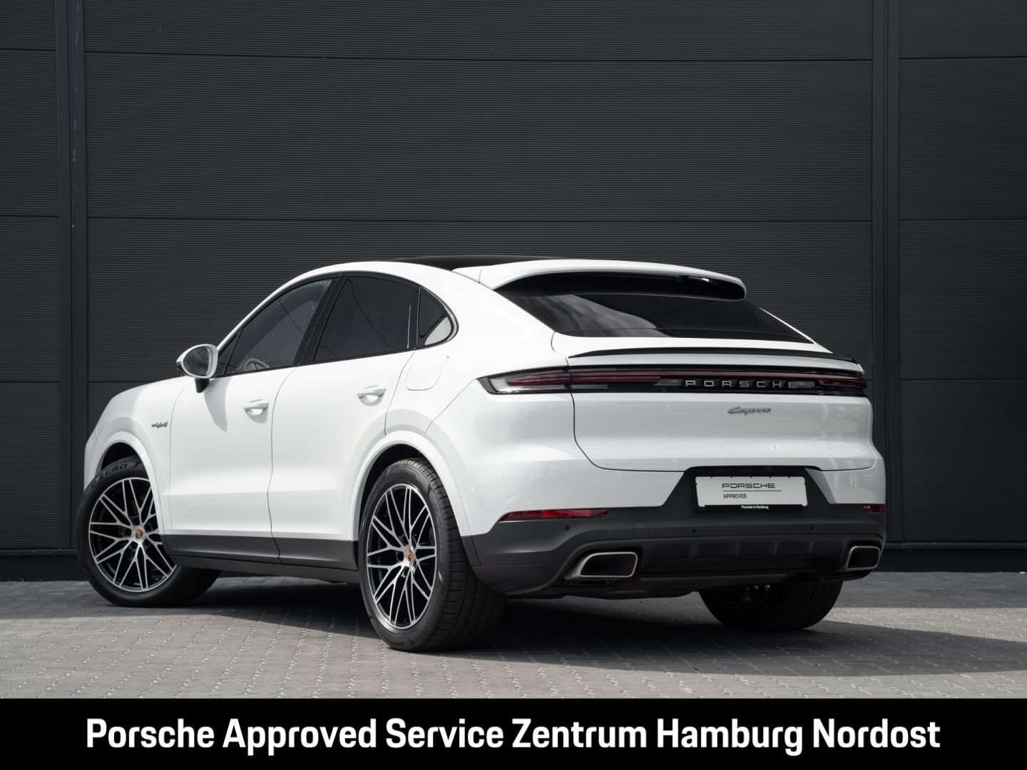 Porsche Cayenne E-Hybrid Coupe Sport Chrono Matrix-LED