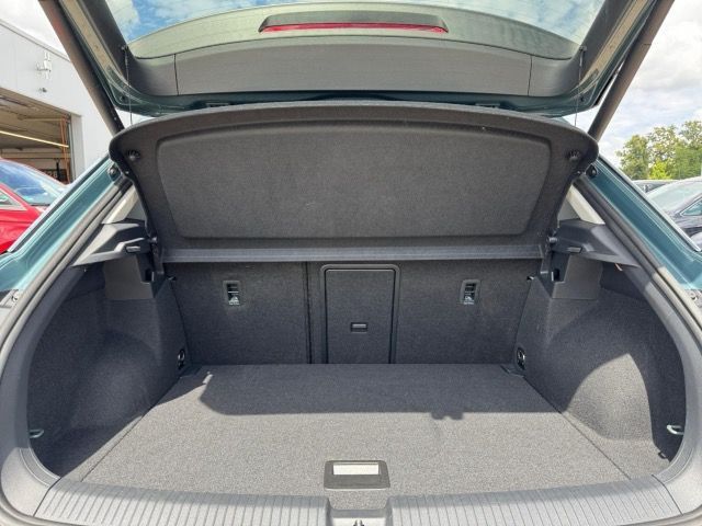Volkswagen T-Roc 1.5 TSI DSG Style - Samsaru's Car Outlet
