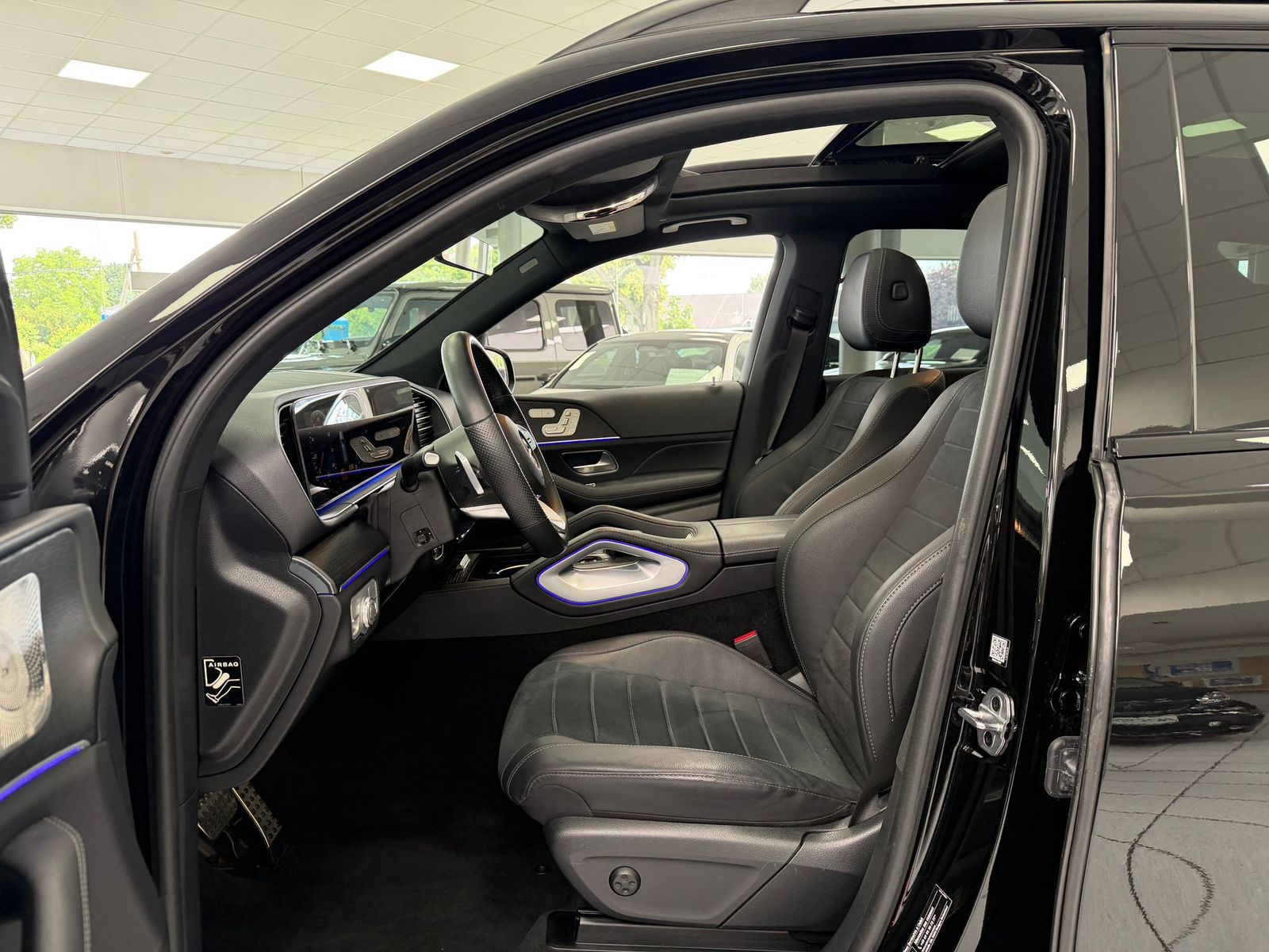 Mercedes-Benz GLE 400 d 4M AMG*MBEAM*PANO*BURM*DISTR*AHK*360°