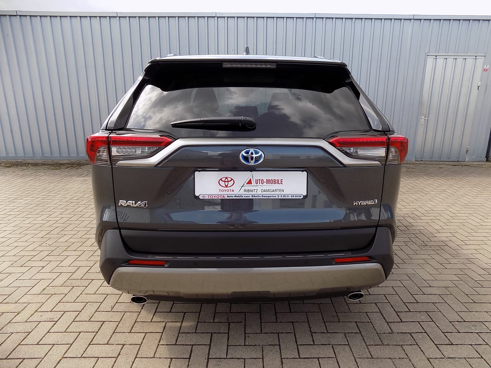 Toyota RAV4 2.5 l Hybrid 4x2 - Samsaru's Car Outlet