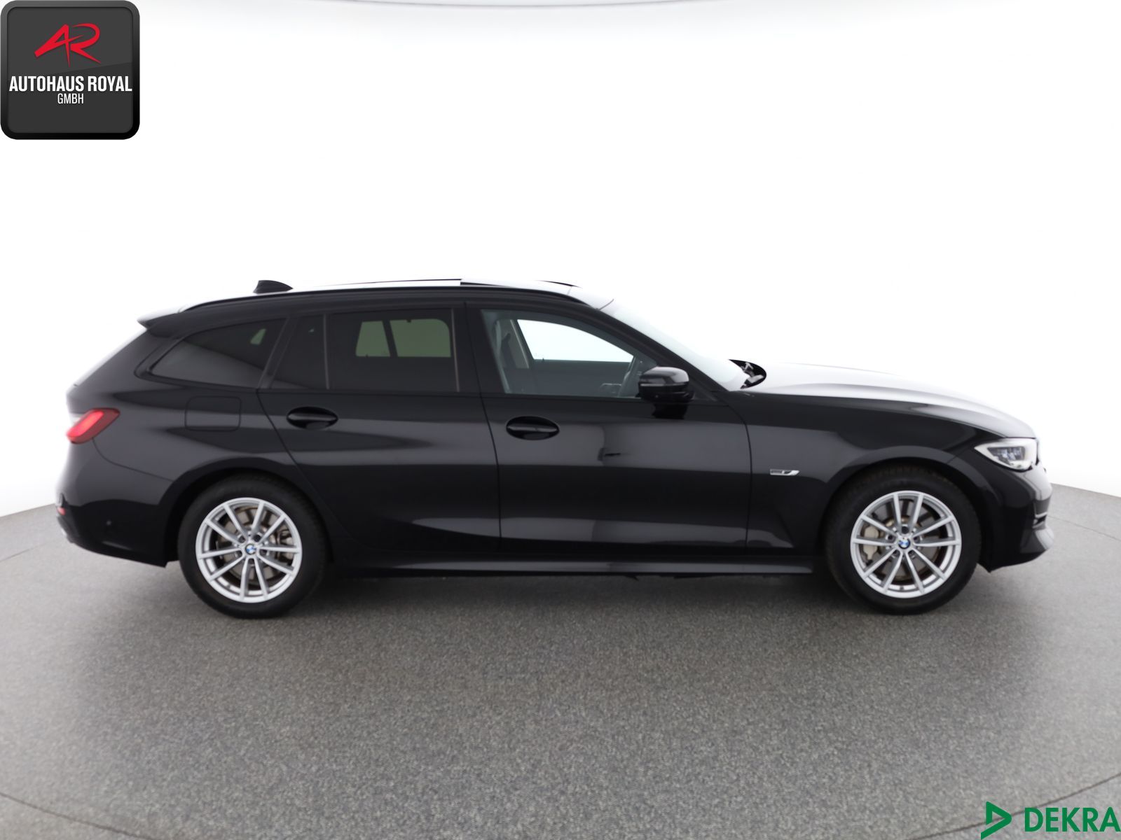 BMW 330 e T xDrive SPORTLINE - Samsaru's Car Outlet