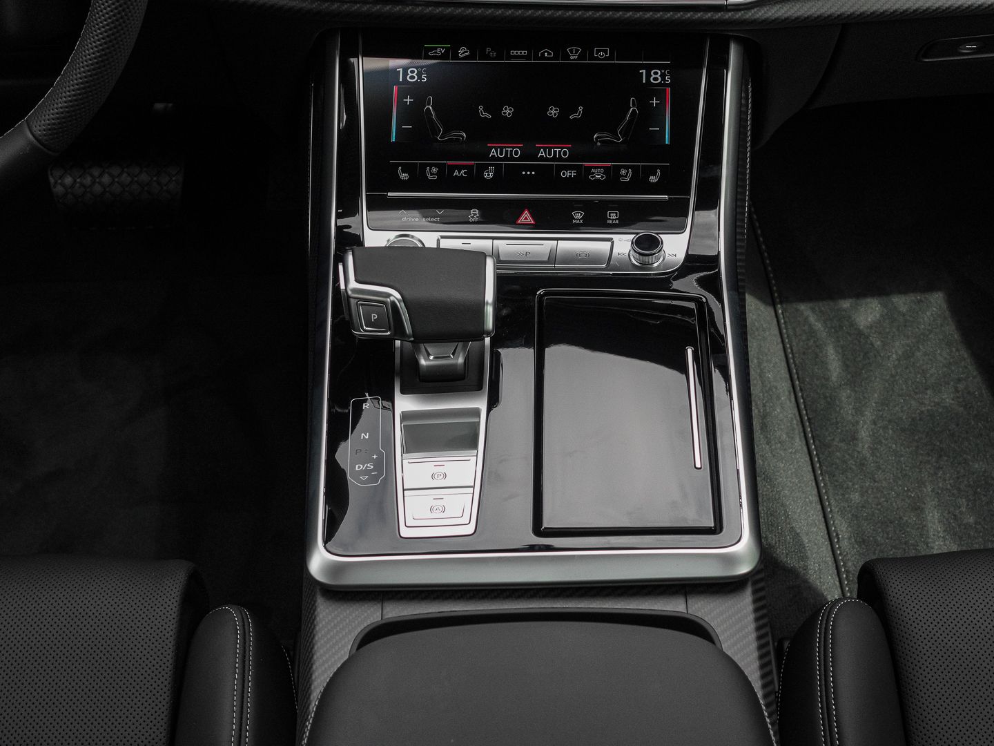 Audi Q7 SUV S line 55 TFSI e quattro 290 kW tiptronic
