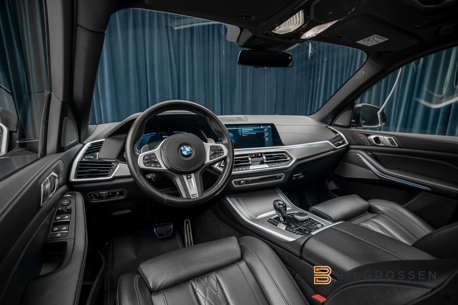 BMW X5 xDrive45e M Sport Pano H/K HUD Tow 360° ACC