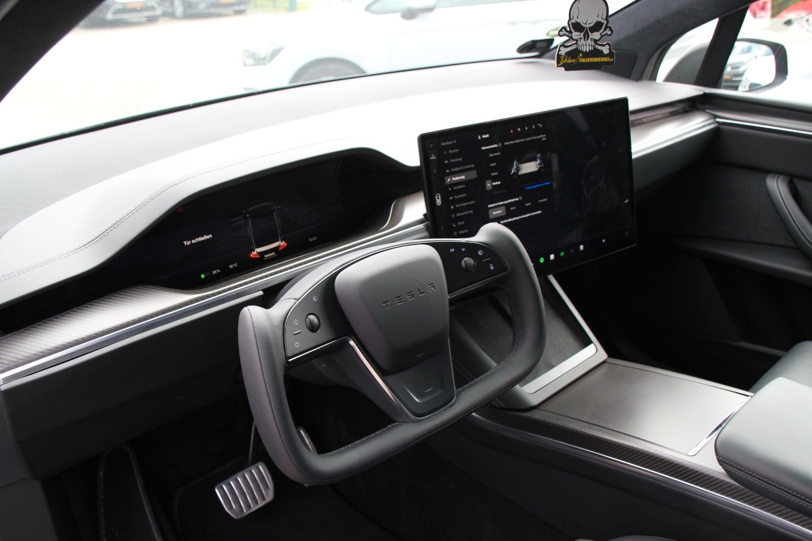 Tesla Model X Plaid 1020PS Yoke AHK Garantie