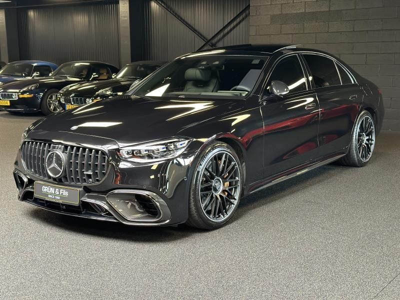Mercedes-Benz S 63 AMG - Samsaru's Car Outlet