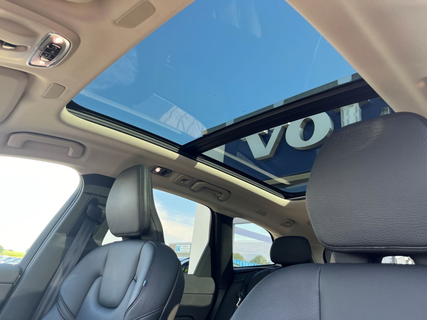 Volvo XC60 Inscription Recharge Plug-In Hybrid AWD T6