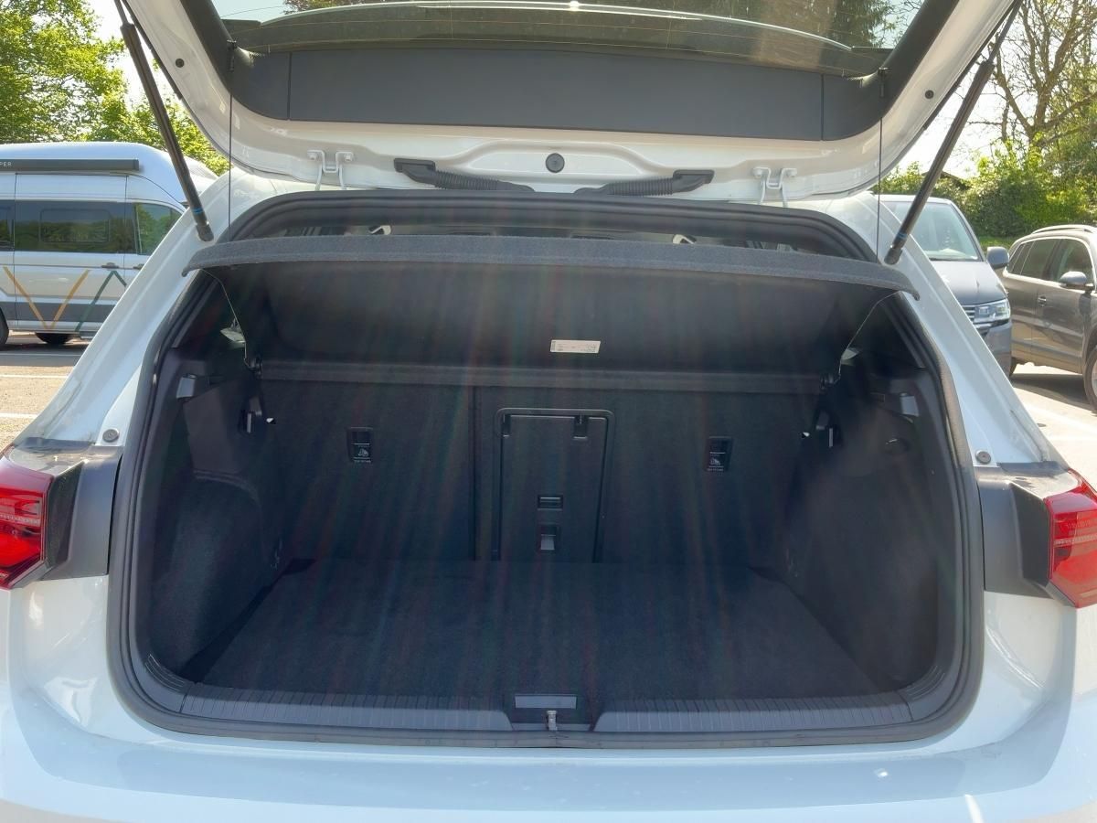 Volkswagen Golf VIII 2.0 TDI GTD - Samsaru's Car Outlet