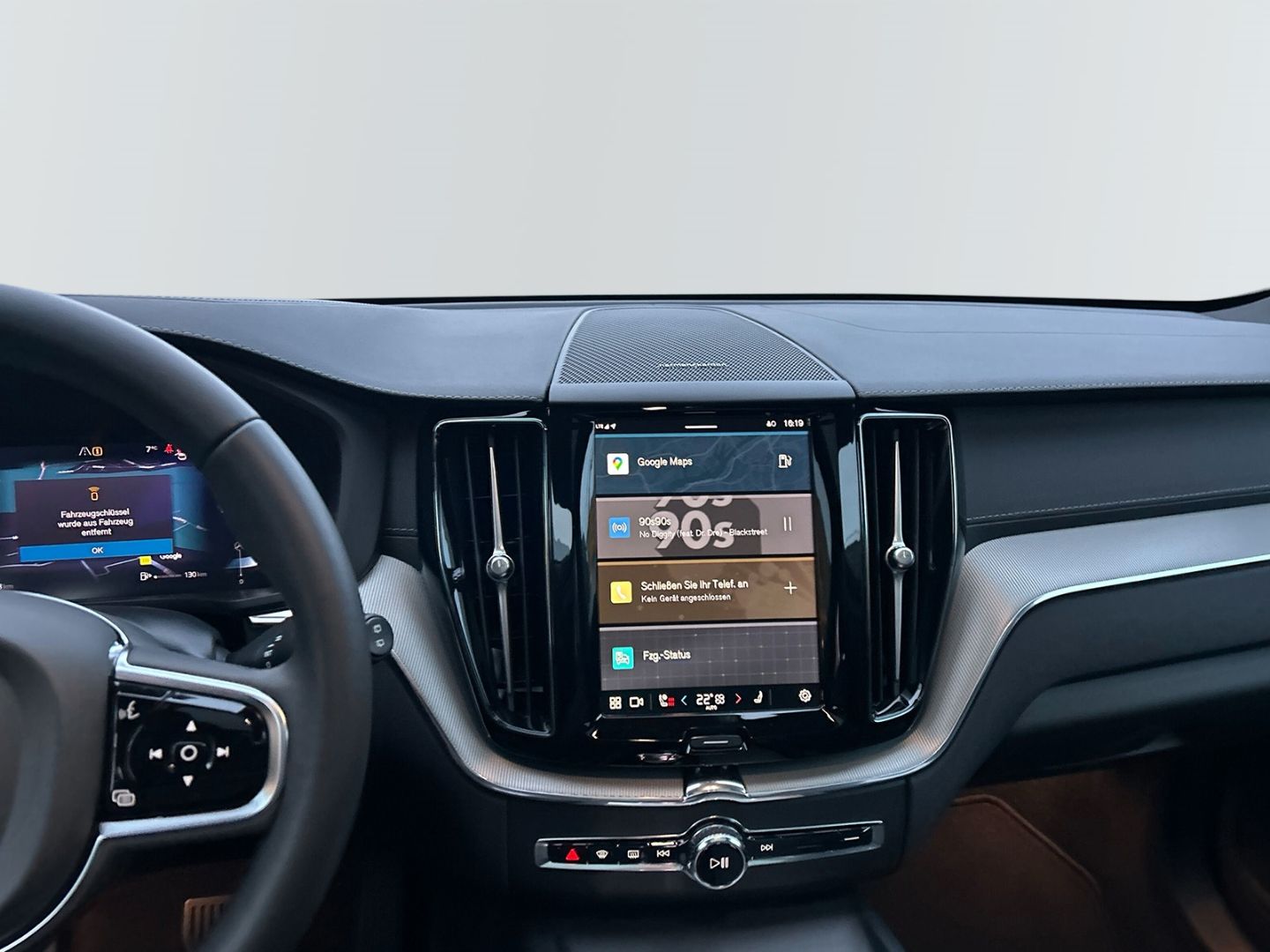 Volvo XC60 B4 Diesel AWD Ultimate Dark 21'' AHK Luft S