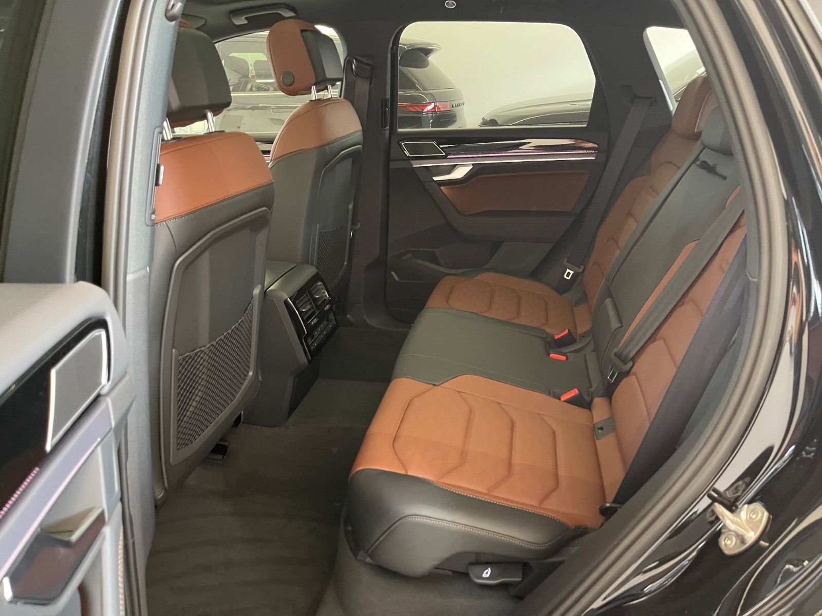 Volkswagen Touareg 3.0 V6 TDI 4Motion R-Line Final Edition