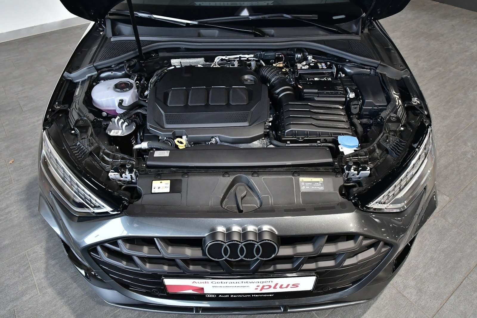 Audi A3 Sportback 35 TDI S tronic S line - Samsaru's Car Outlet