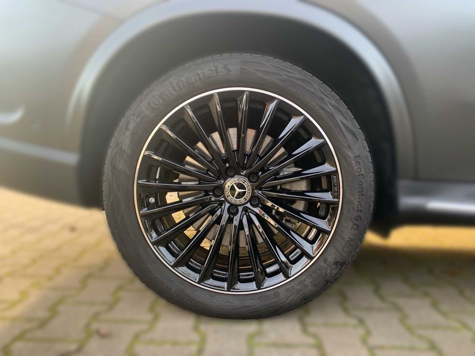 Mercedes-Benz GLC 300 de 4M AMG PREMIUM+Dist+AHK+Pano+Burm+Key