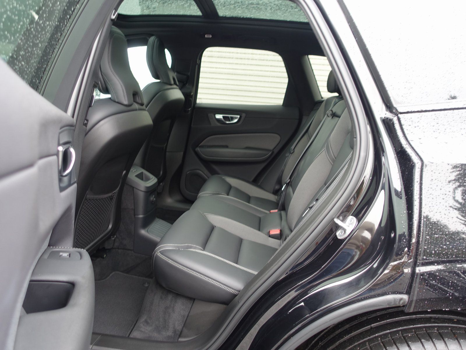 Volvo XC60 Recharge T8 AWD Plus Dark/Pano/CAM/AHK