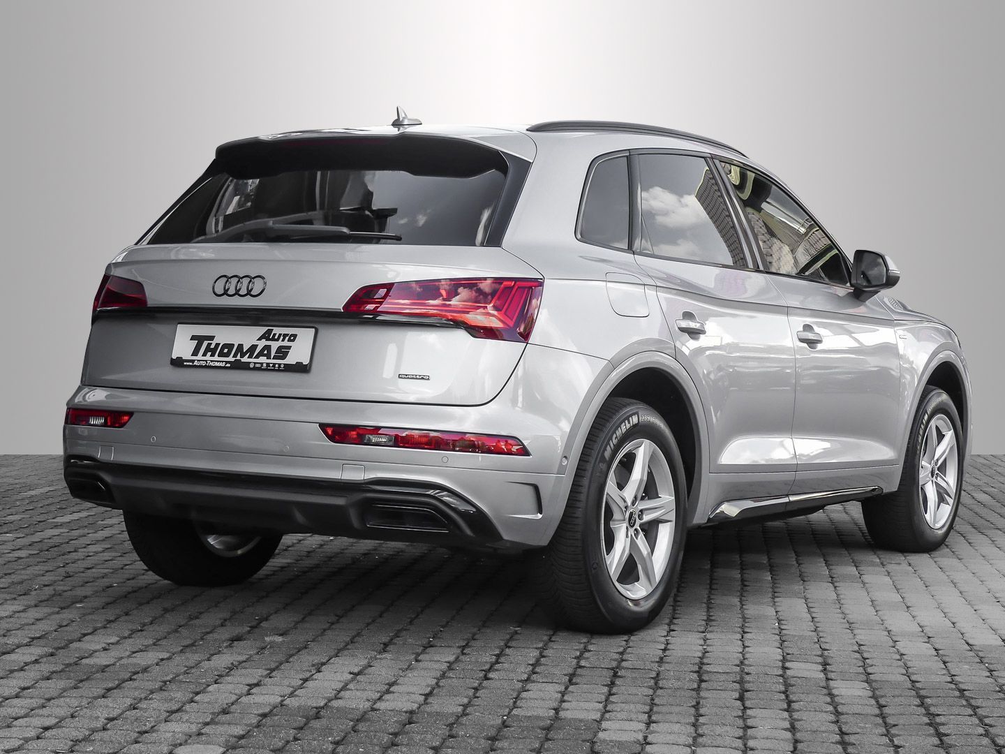 Audi Q5 S line 50 TDI quattro - Samsaru's Car Outlet