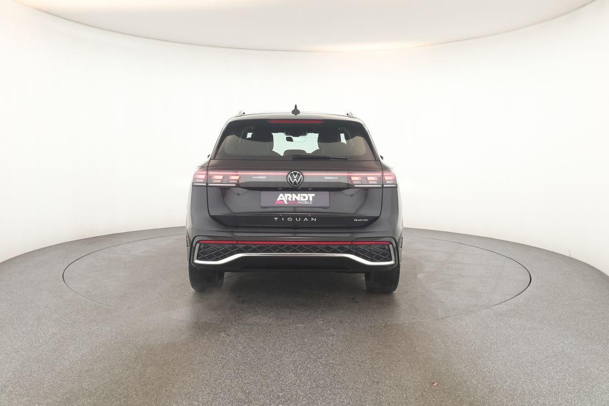 Volkswagen Tiguan 2.0 TDI 4M DSG R-Line Leder Pano Navi 360