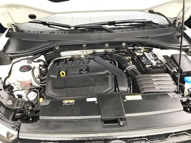 Volkswagen T-Roc Active DSG - Samsaru's Car Outlet