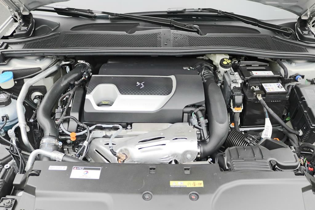 DS Automobiles DS4 Performance Line +