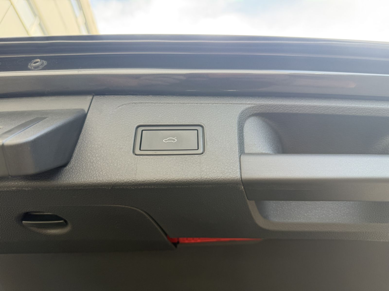Volkswagen Passat R-Line LED Virtual Pano Massage H&K AHK