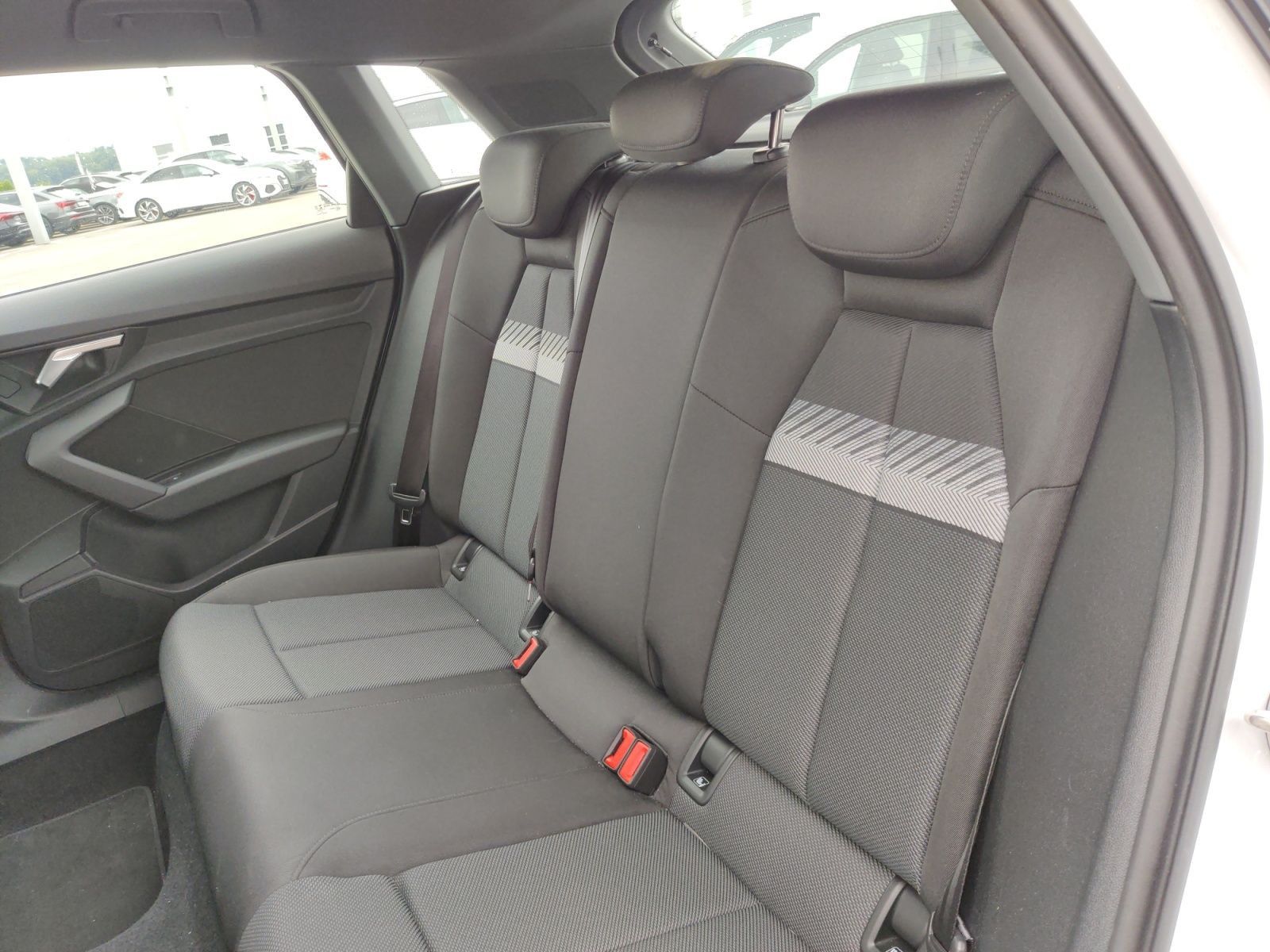 Audi A3 Sportback 40 TFSI e S-Tronic Advanced - Samsaru's Car Outlet