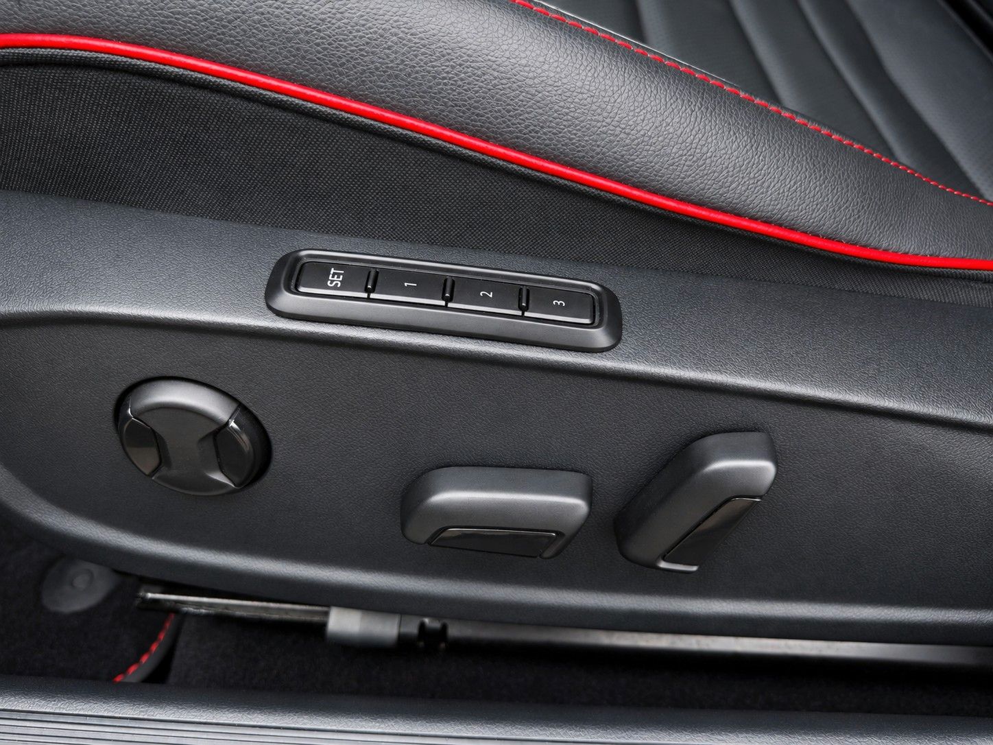 Volkswagen Golf VIII Lim. GTI*Black Style*Leder*Memory*H&K*