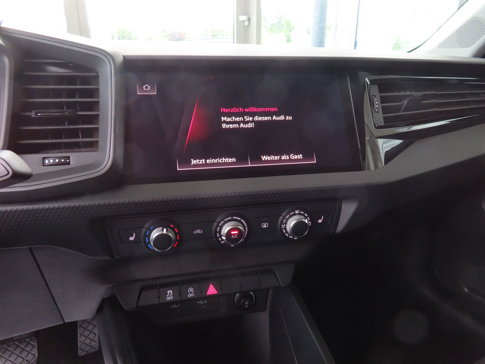 Audi A1 Sportback 30 TFSI advanced - Samsaru's Car Outlet