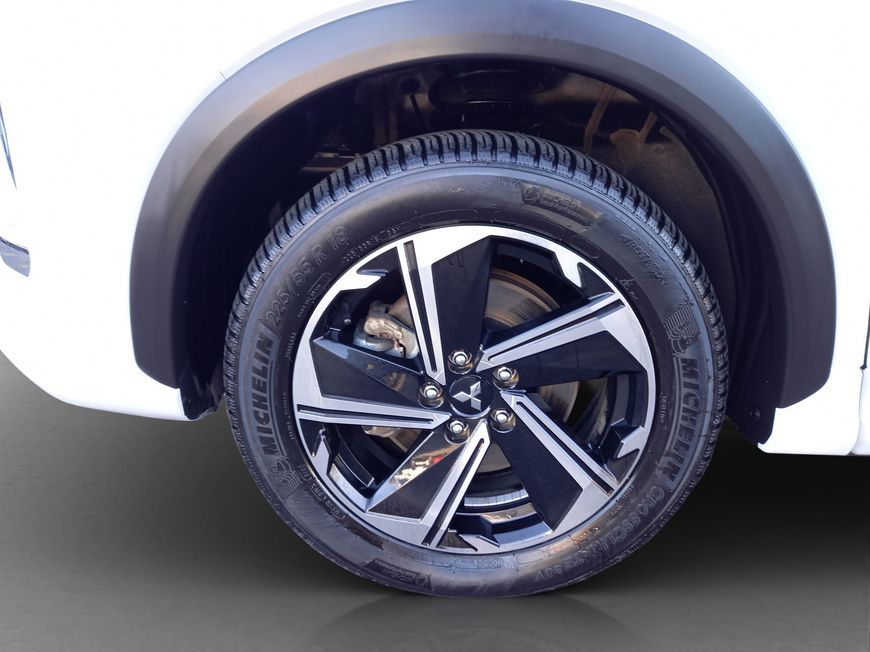 Mitsubishi Eclipse Cross Plug-In Hybrid 4WD Select
