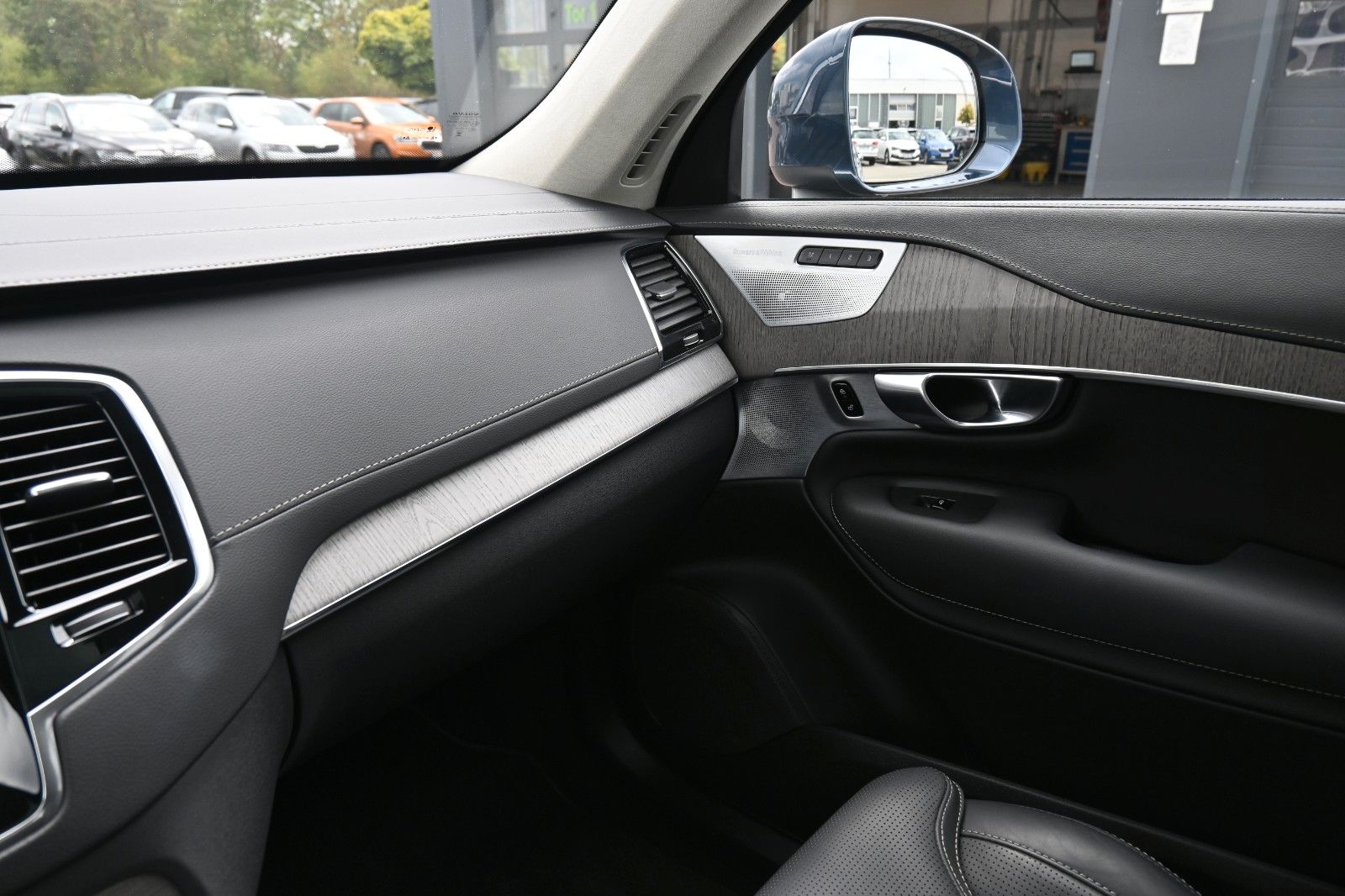 Volvo XC90 T8 Ultimate Bright PHEV *AHK*MASS*B&W*LUFT*