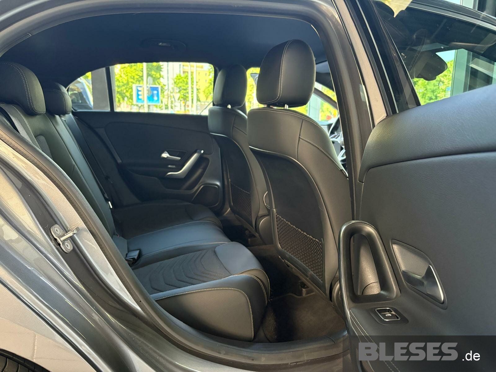 Mercedes-Benz A 200 Progressive - Samsaru's Car Outlet
