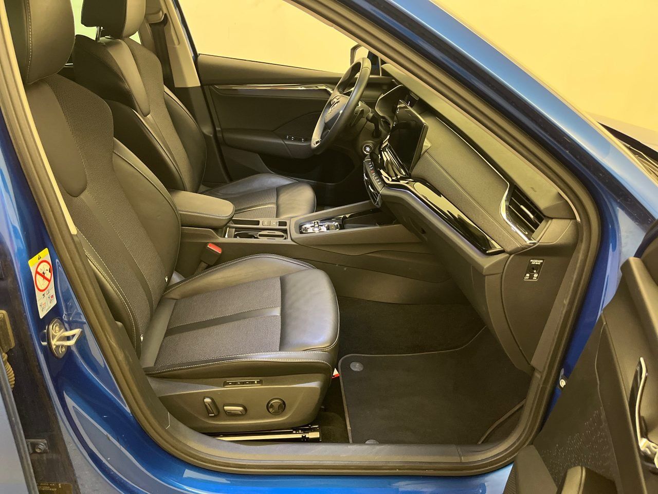 Skoda Octavia Combi 2.0 TDI First Edition - Samsaru's Car Outlet
