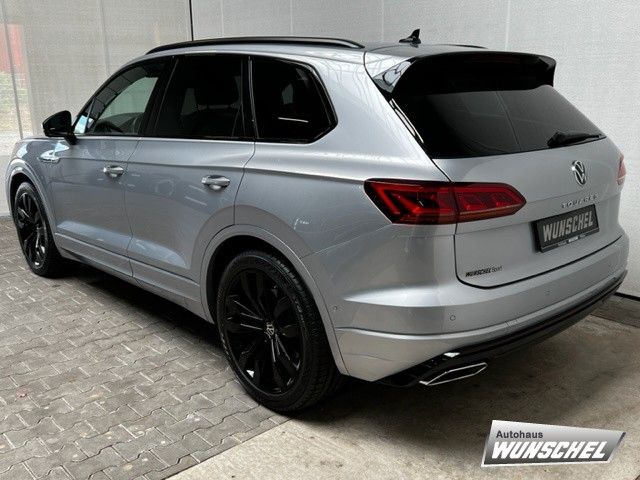 Volkswagen Touareg 4.0 V8 TDI R-Line - Samsaru's Car Outlet