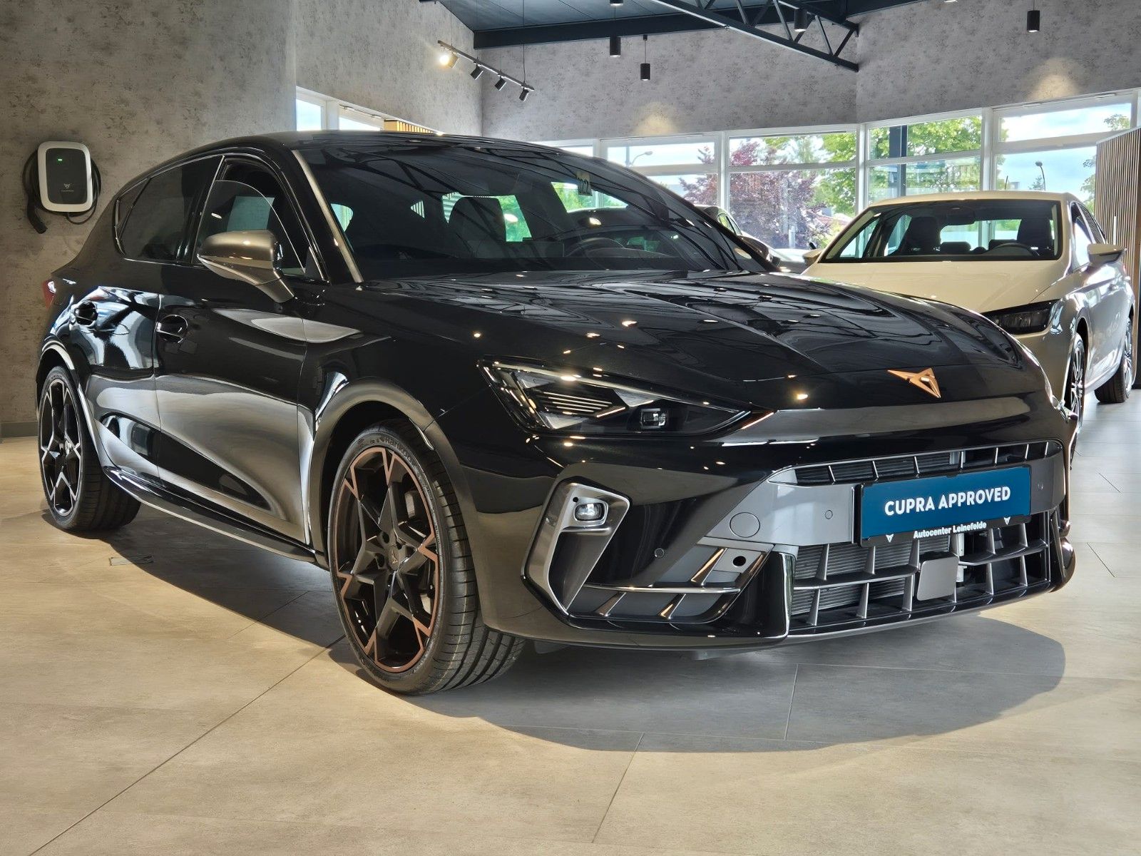 Cupra Leon 1.5 eTSI - Samsaru's Car Outlet
