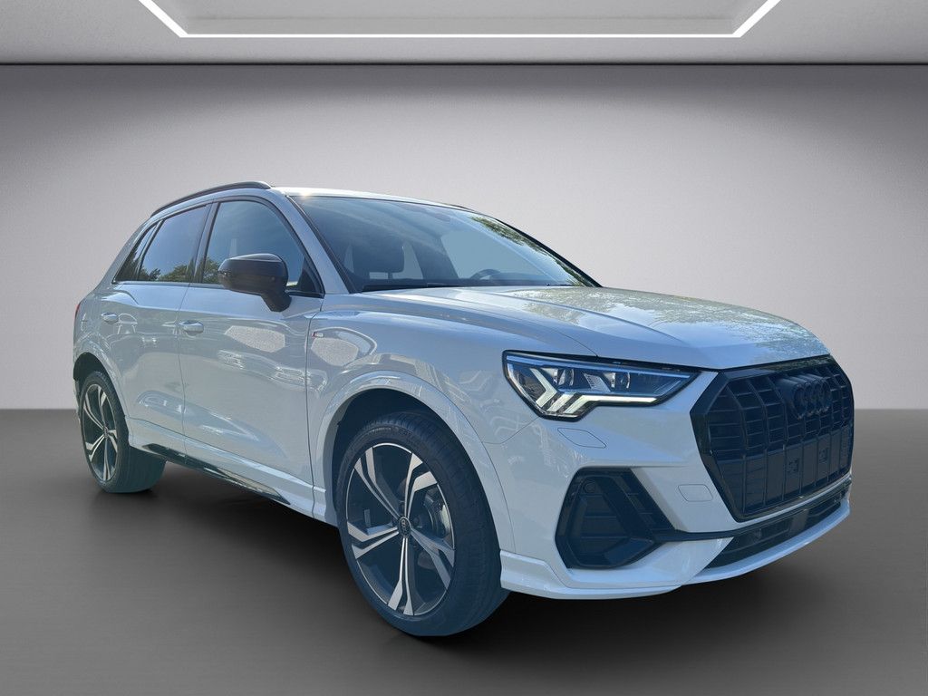 Audi Q3 35 1.5 TFSI S-tronic S line ACC MATRIX-LED