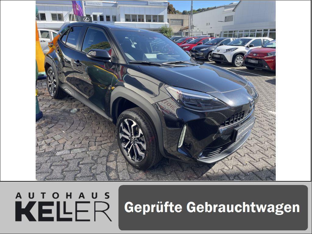 Toyota Yaris Cross Hybrid 1.5 VVT-i Team D *LED*NAVI*