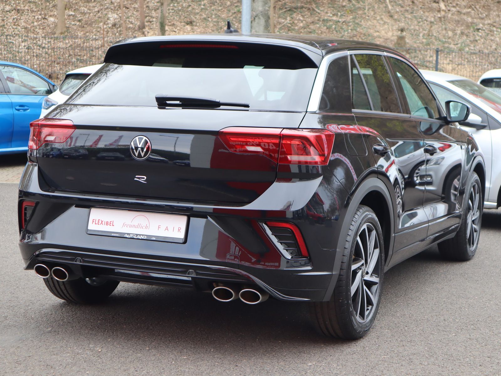 Volkswagen T-Roc 2.0 TSI DSG R 4Motion - Samsaru's Car Outlet