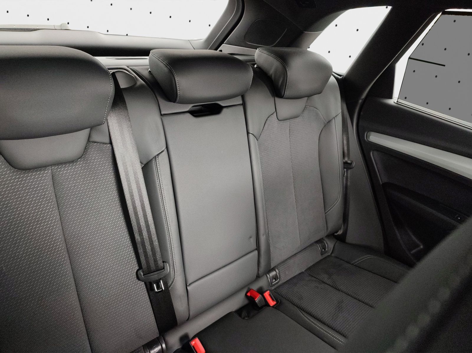 Audi Q5 50 TDI quattro S line - Samsaru's Car Outlet