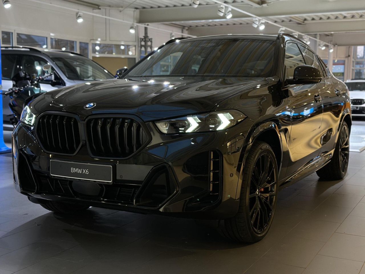 BMW X6 xDrive40d M Sport Pro Bowers Massage AHK 22"