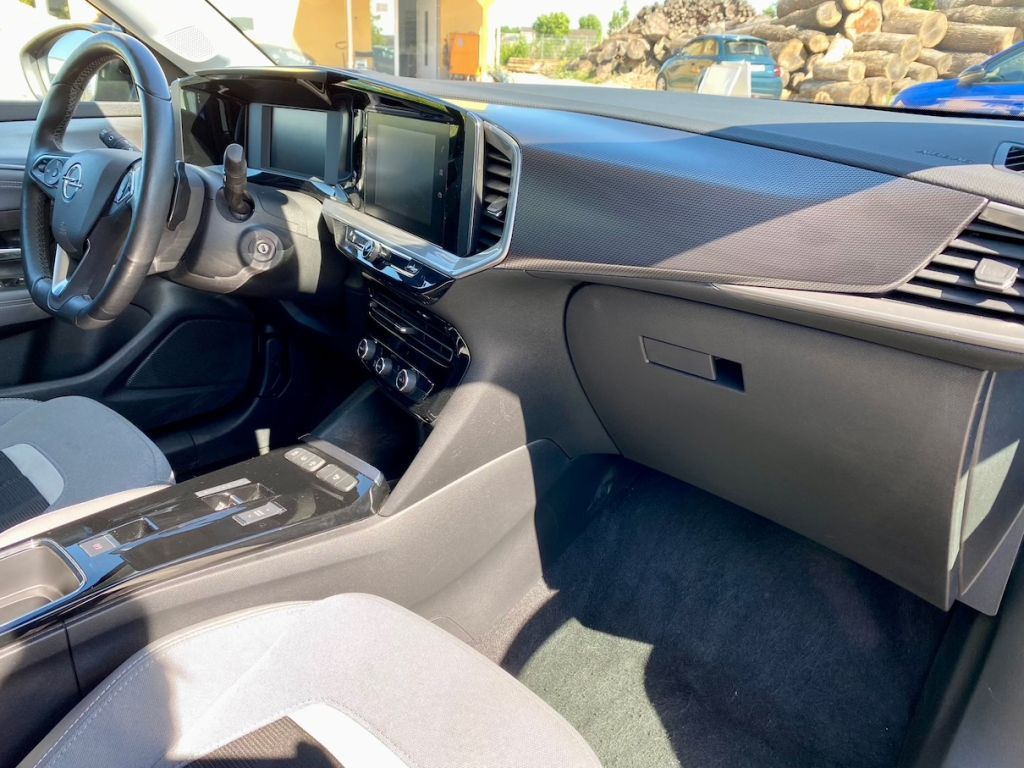 Opel Mokka 1.2 - Samsaru's Car Outlet