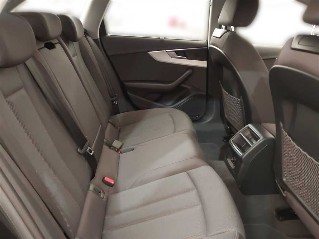 Audi A4 Avant 35 2.0 TDI S-tronic - Samsaru's Car Outlet