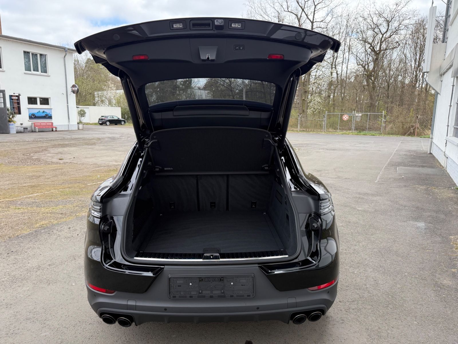 Porsche Cayenne Coupe/HUD/Luftf/360°/22"Zoll/Vollleder