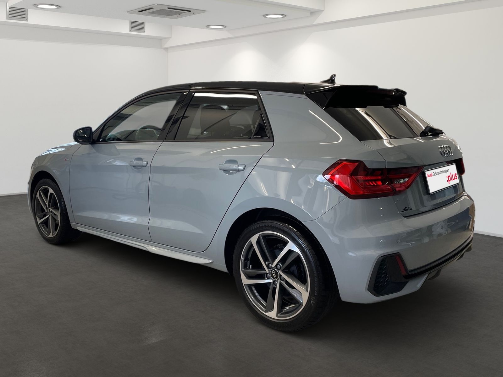 Audi A1 Sportback 25 TFSI S line - Samsaru's Car Outlet