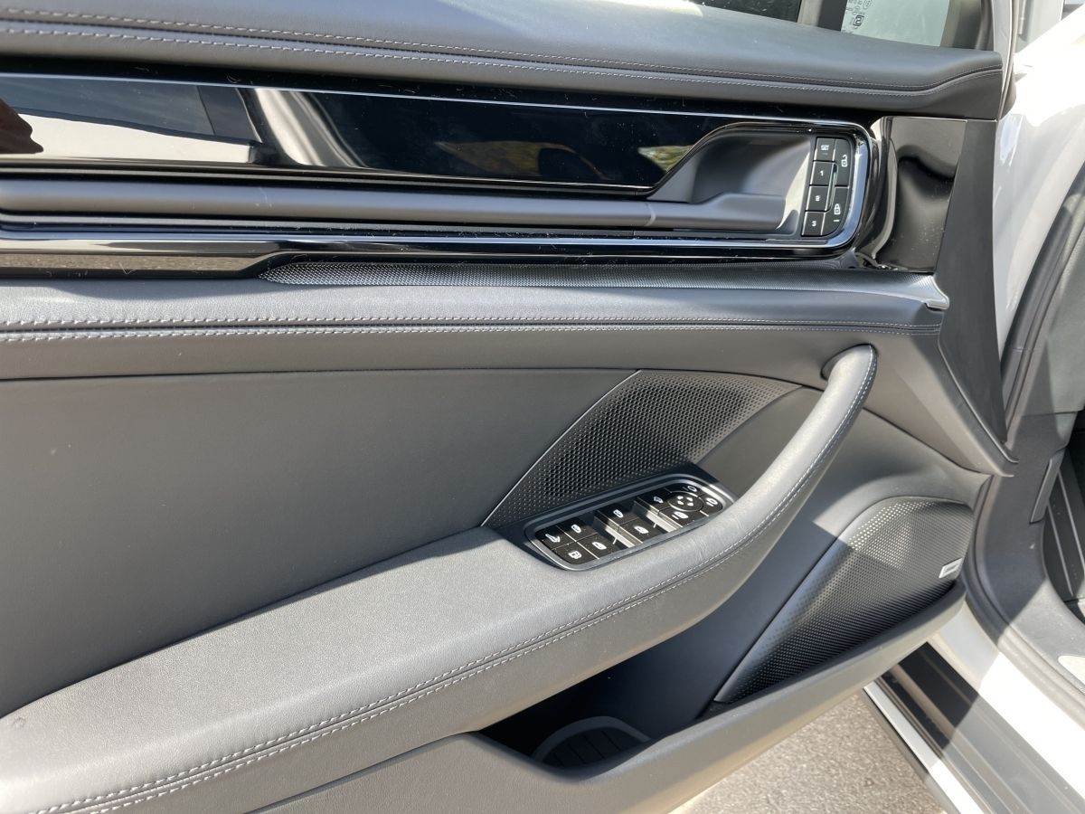 Porsche Panamera 4 E-Hybrid |Sportabgas | InnoDrive |
