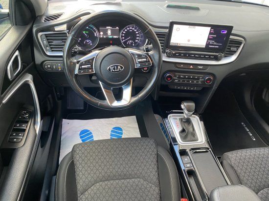 Kia Ceed Sportswagon 1.6 GDI DCT Plug-in Hybrid - Samsaru's Car Outlet