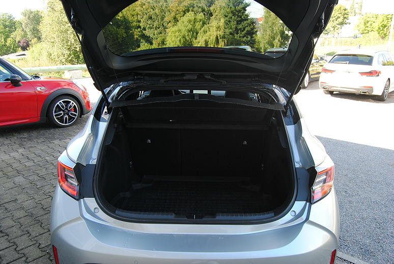 Toyota Corolla 1,8 Hybrid Team Deutschland.Style.Kamera
