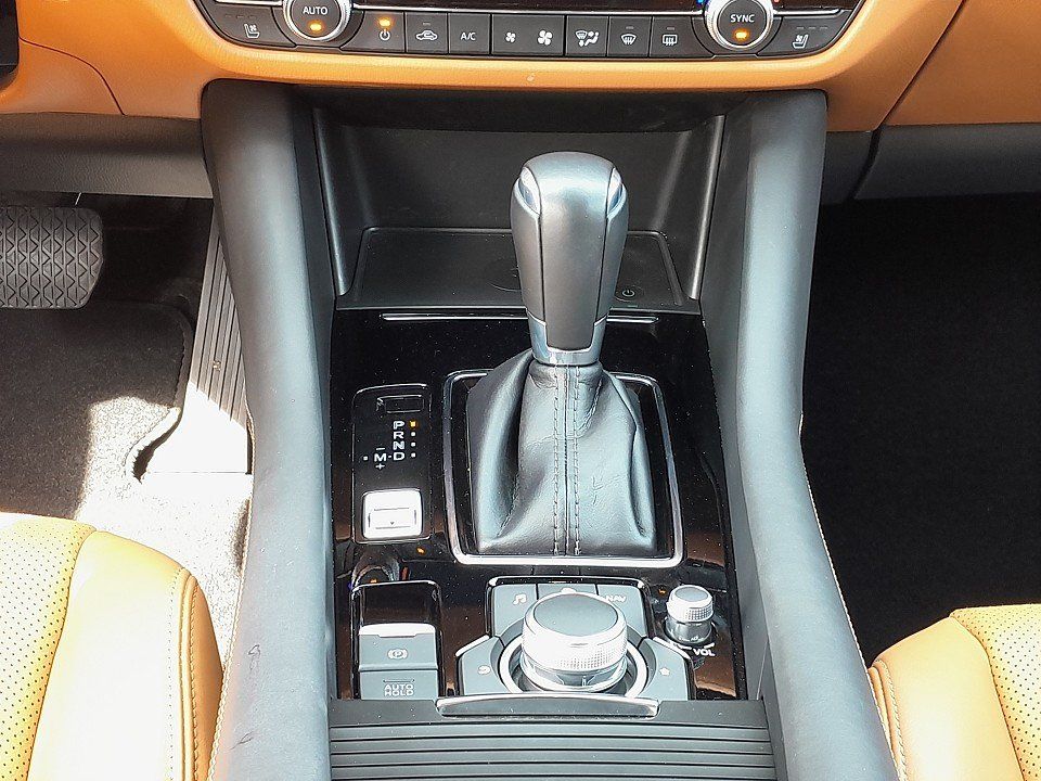 Mazda 6 Kombi SKY-G 194PS 6AT SoMo 20TH ANNYV. GSD BOS