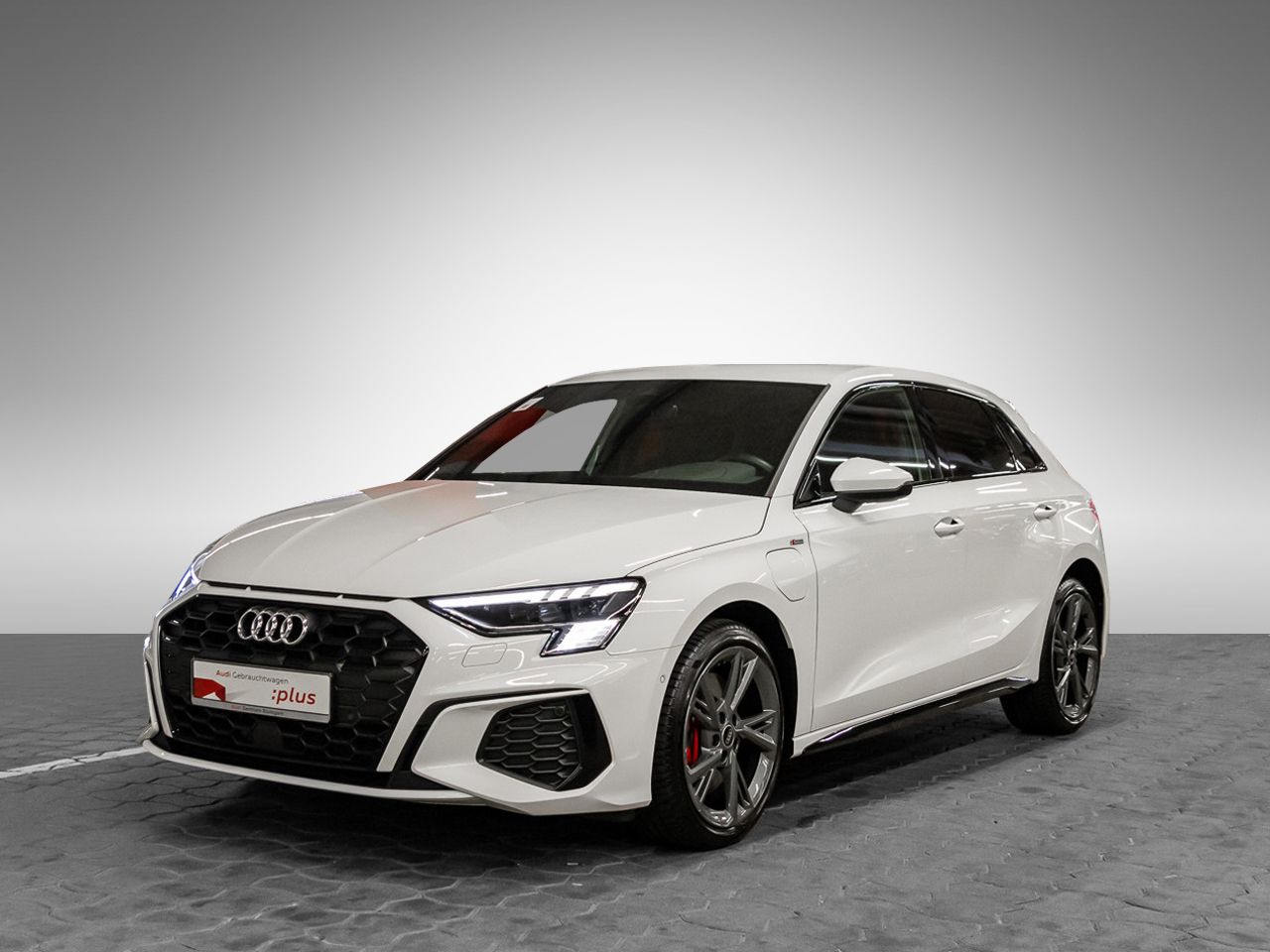 Audi A3 Sportback 45 TFSI e S line - Samsaru's Car Outlet