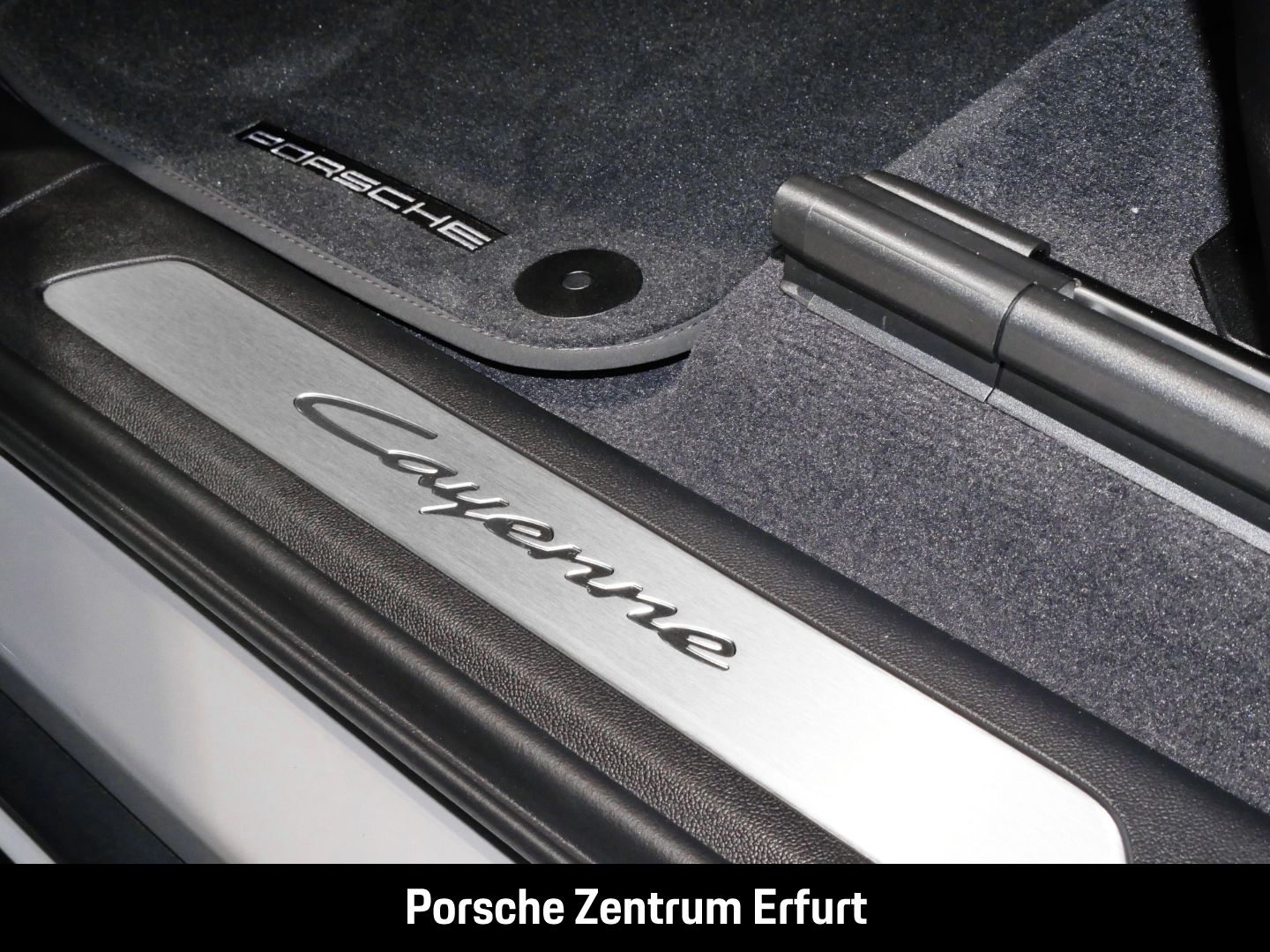 Porsche Cayenne E-Hybrid Coupe Matrix/SportDesign/22''/A